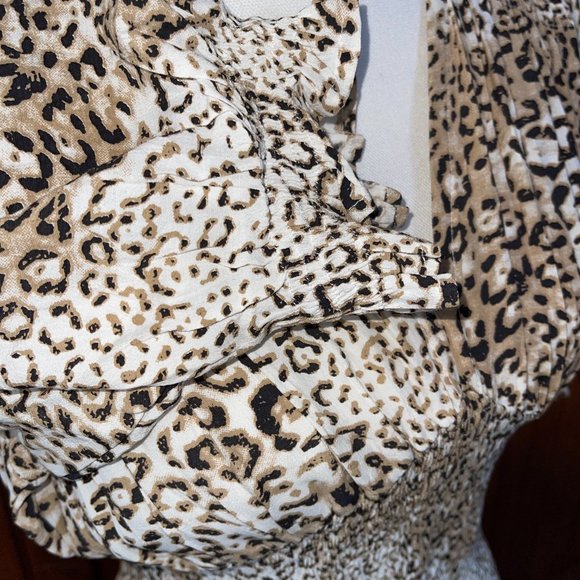 Women's Faithfull the Brand Leopard Smocked Margherita Dress Size 4‎ - Picture 4 of 9